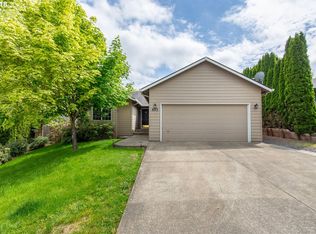 853 E 11th Ct, Lafayette, OR