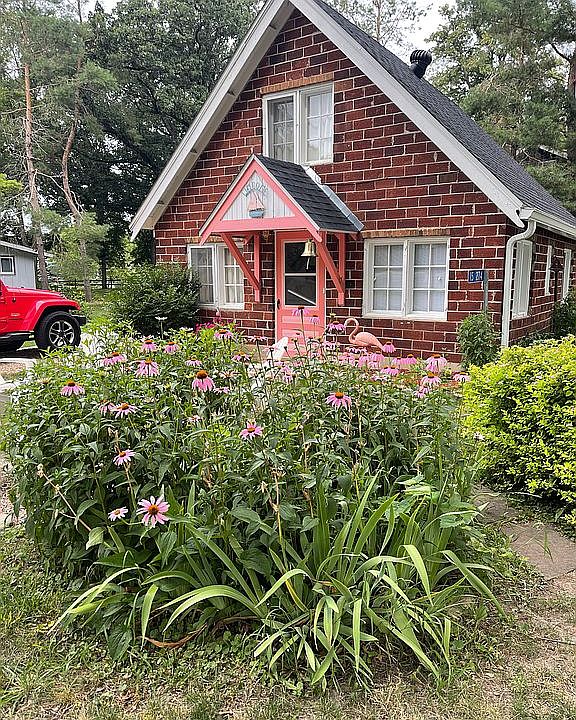 1st image of 15274 Bashford Ave