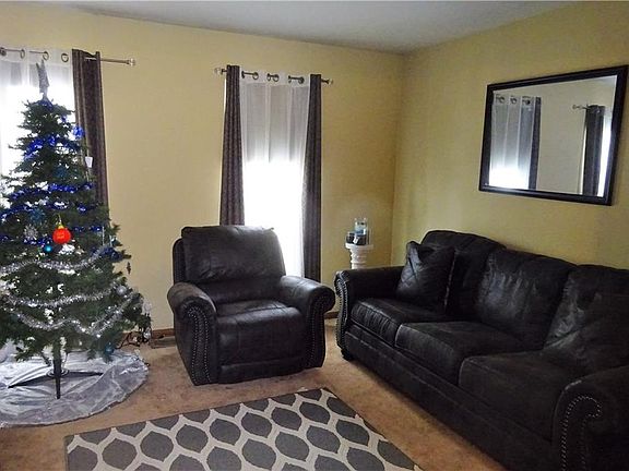 5th image of 487 Amberwood Dr