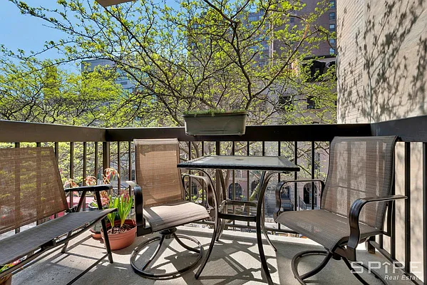 Sold by Spire Group | media 18