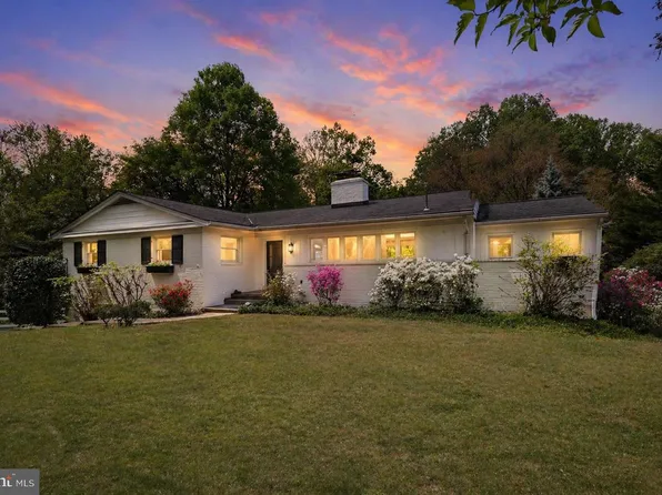 10410 Gary Rd, Potomac, MD 20854