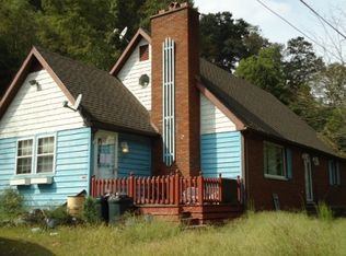 310 Mill Br, Chapmanville, WV 25508