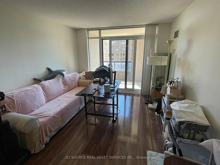 15 Northtown Way #725 — Photo 3