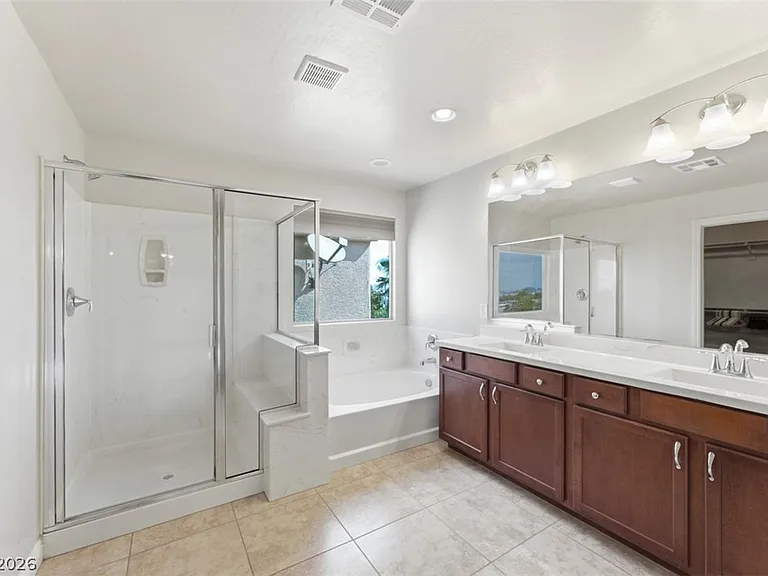 32 Lily Grove Rd — Photo 21