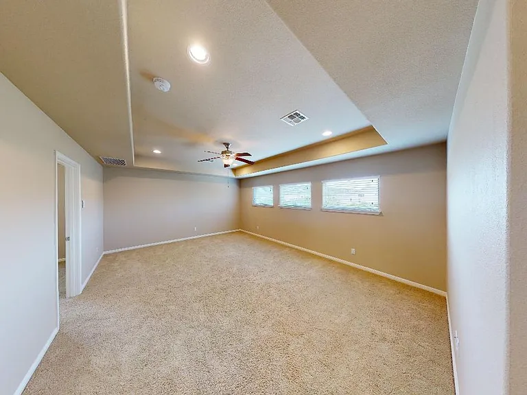 5705 Lipan Apache Bnd — Photo 39