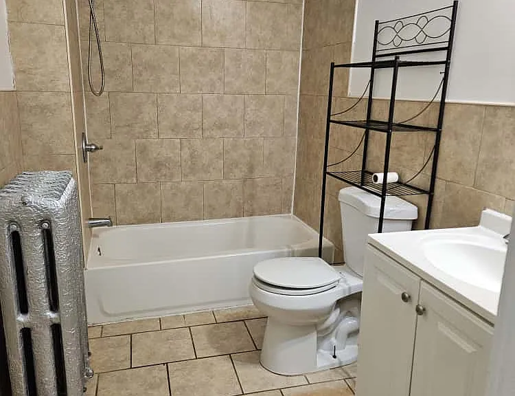 612 Saint John St #4 — Photo 6