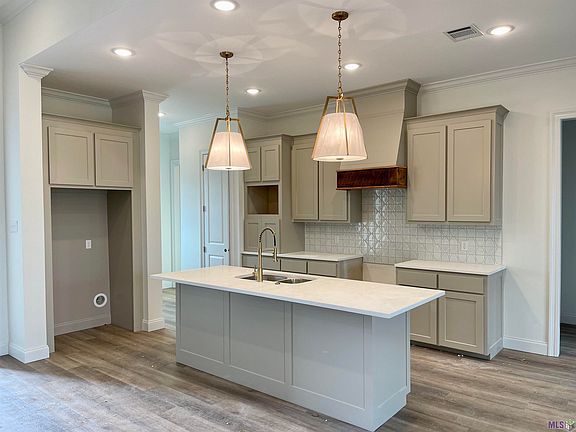 3rd image of 7187 Lillie Dr