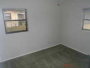 5th image of 104 Brown Dr