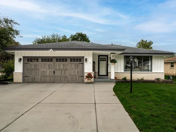 4410 South 47th STREET, Greenfield, WI 53220