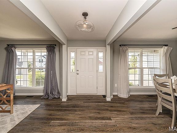 5th image of 4891 Sierra View Pl