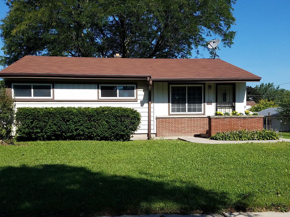 1st image of 7852 W Palmetto Ave