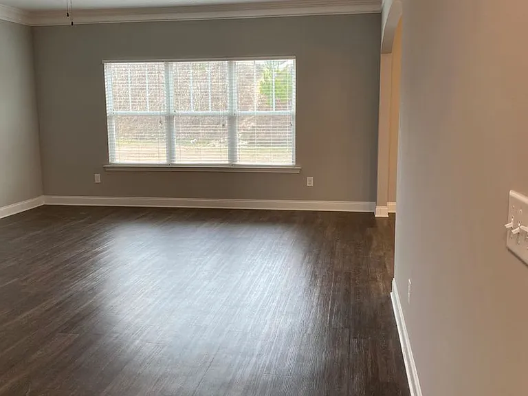 921 Burlington Dr — Photo 23