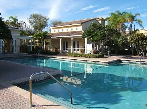 2 bed, 2.0 bath, 1206 sqft, $1,800 — Photo 1
