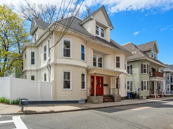 10 Royal St, Allston, MA 02134