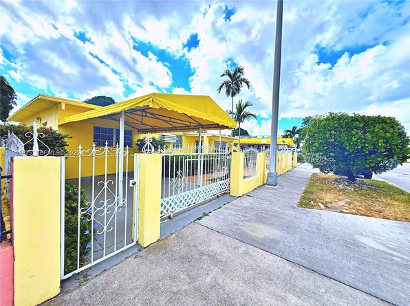 880 E 28th St, Hialeah, FL 33013