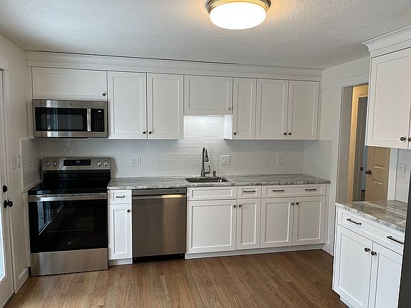 Custom kitchen cabinetry