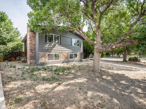 3937 Hollybrook Ln, Pueblo, CO 81005