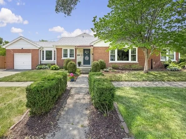 601 S Madison Ave, La Grange, IL 60525