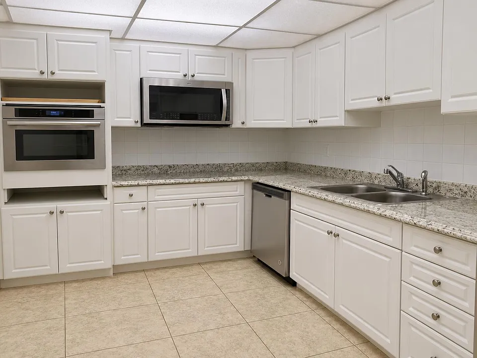 3801 S Ocean Dr #7Q