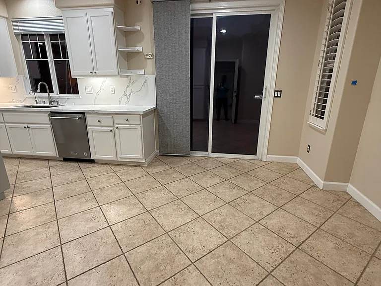 1513 Craiglee Way — Photo 8