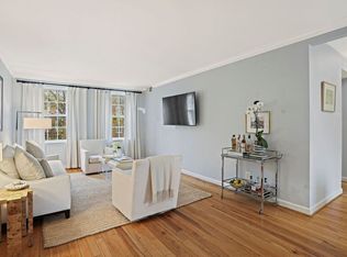 3810 39th St NW APT D124, Washington, DC