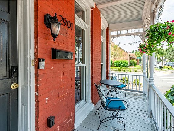5th image of 2901 E Marshall St