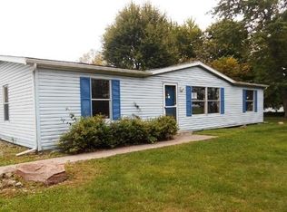 11208 S 250 W, Silver Lake, IN 46982