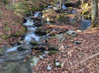 901 Journeys End Rd, North Troy, VT 05859