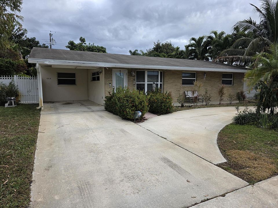 1st image of 444 Santa Anna Drive