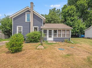 16530 S Hess Ave, Three Rivers, MI 49093