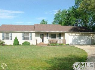 8239 Owosso Rd, Fowlerville, MI 48836