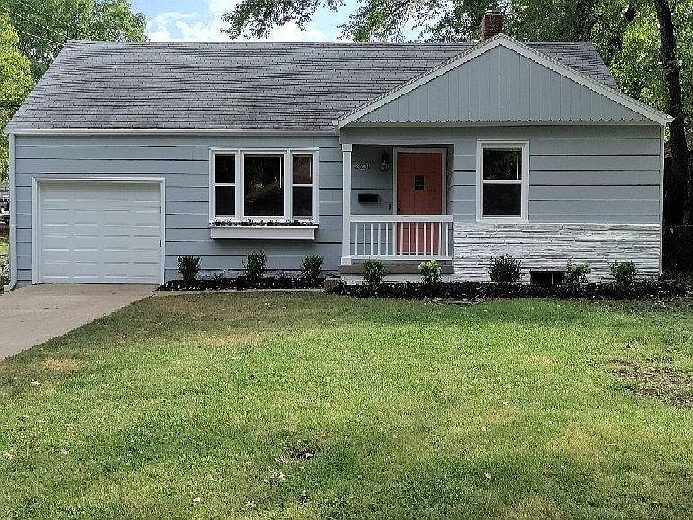 adorable newly remodeled with new windows