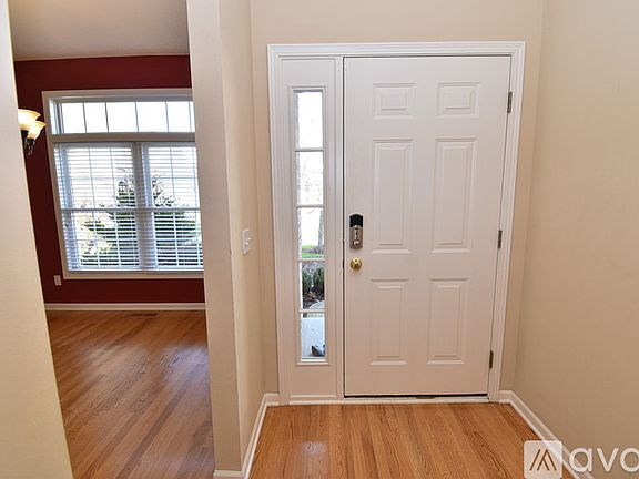 3rd image of 4216 Meadowcreek Ln