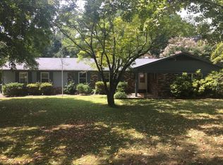 1452 Hillvale Rd, Louisville, TN 37777