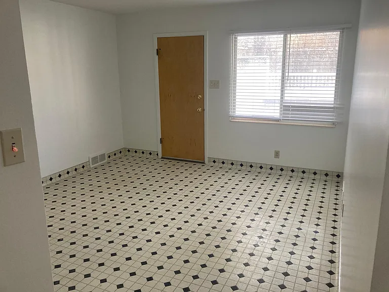 Dining / work space in kitchen
