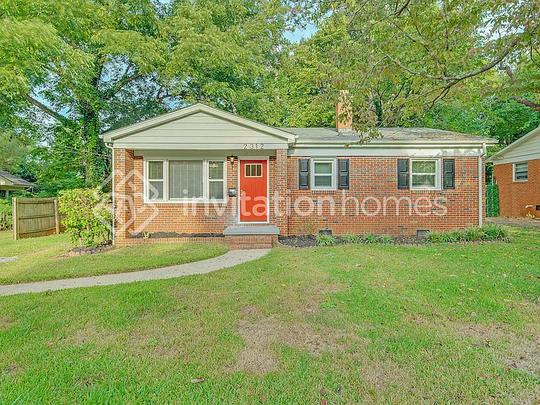 2312 Markham Ct — Photo 1
