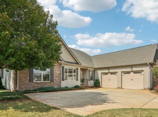 5 Winding Walk Way, Taylors, SC 29687