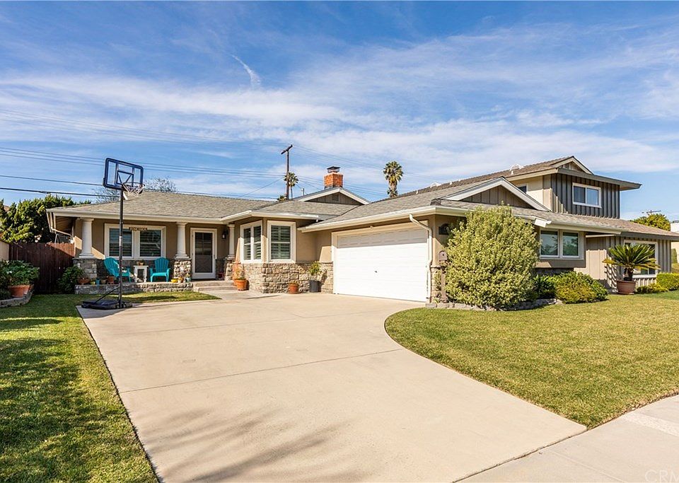 1st image of 23633 Ladeene Ave