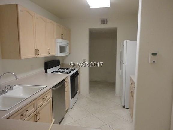 4th image of 9647 Blue Calico Dr