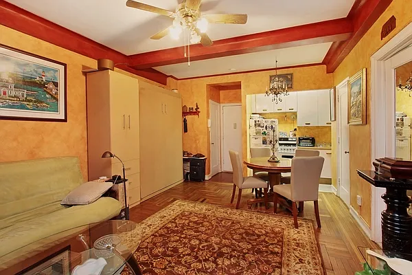 Sold by Corcoran | media 21