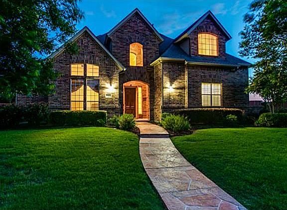 2nd image of 3904 Lost Creek Dr