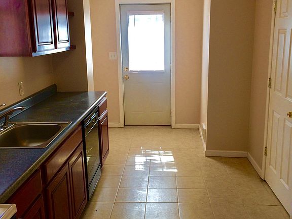 5th image of 2716 10th St APT 1