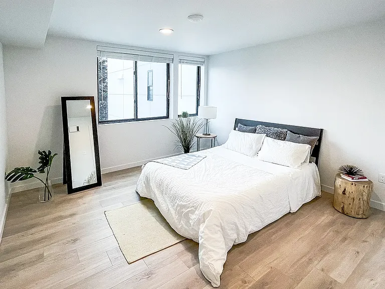 Edric Apartments — Photo 26