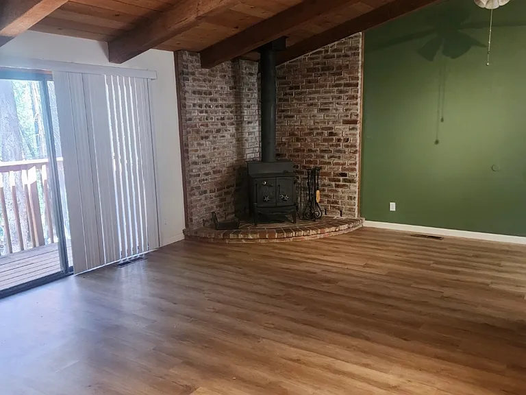 14421 Carnegie Rd — Photo 3