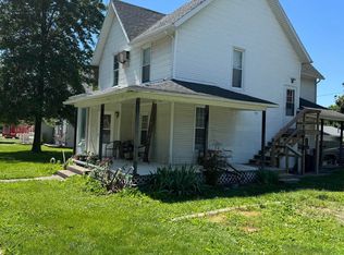 418 Franklin St, Wapello, IA 52653