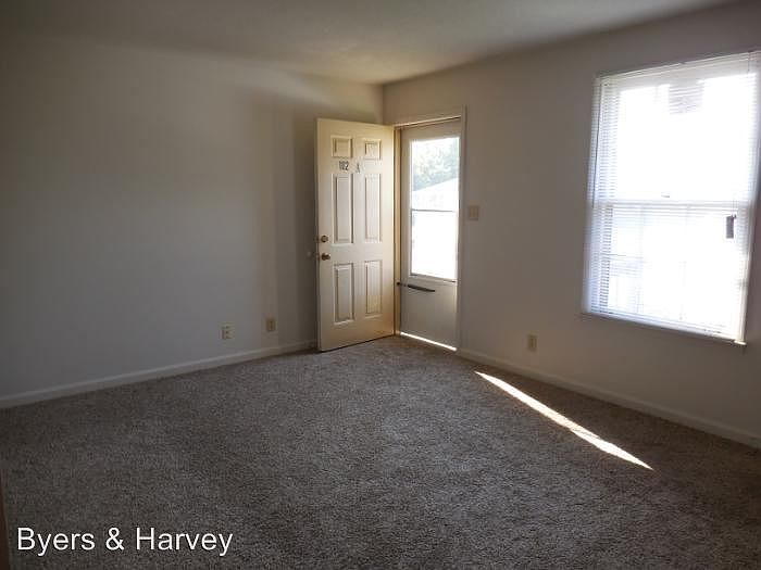 1st image of 101 Northway Dr APT A