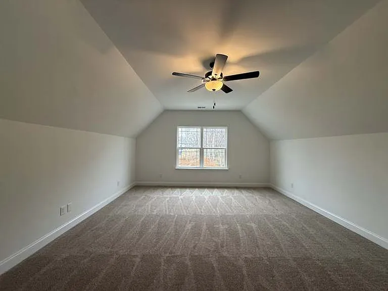 2102 Melanie Dr — Photo 6