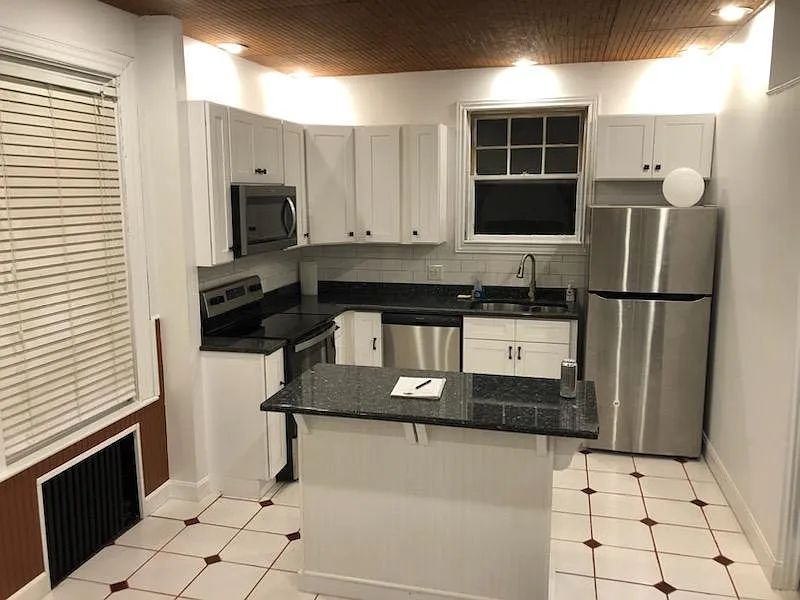 111 Narragansett St