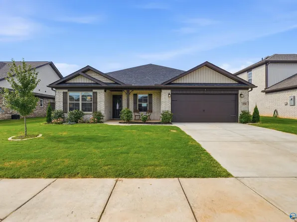172 Beaver Brook Pl, Toney, AL 35773