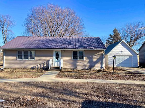 207 1st St NE, Rake, IA 50465